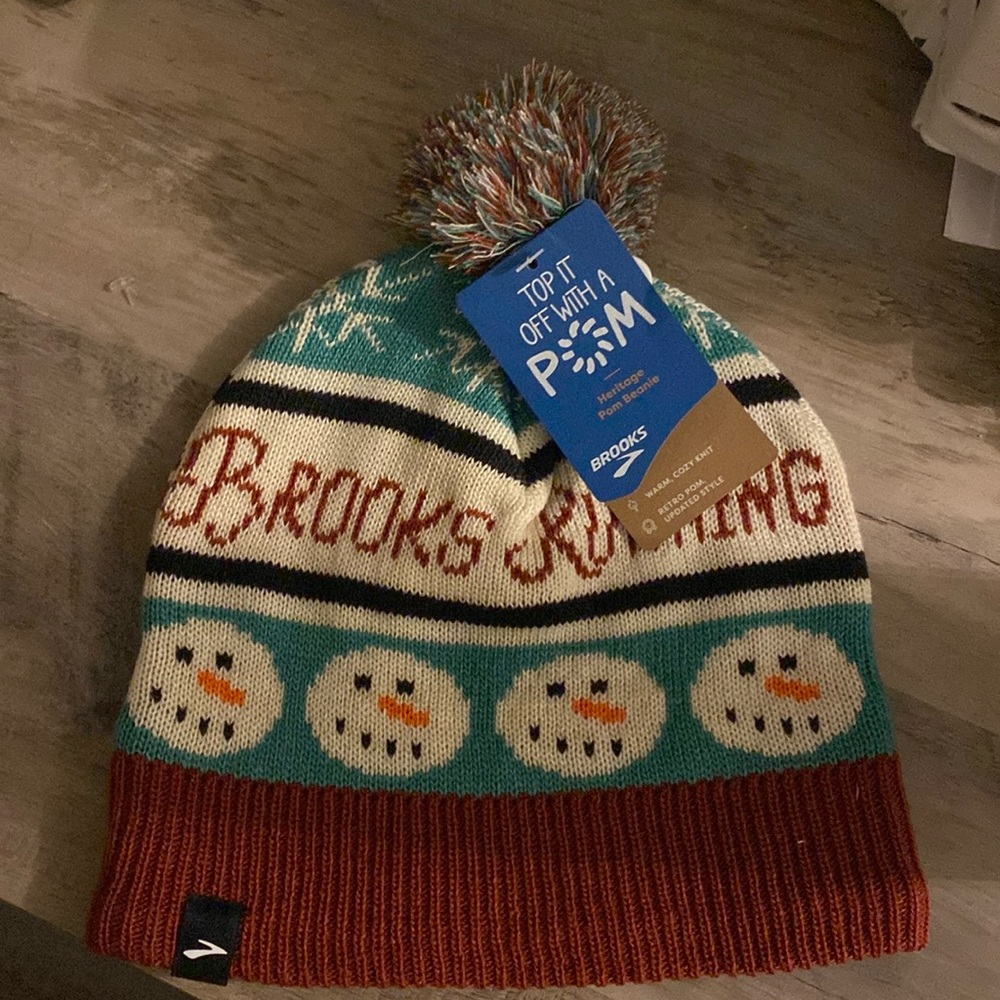 Brooks winter hat. BNWT!